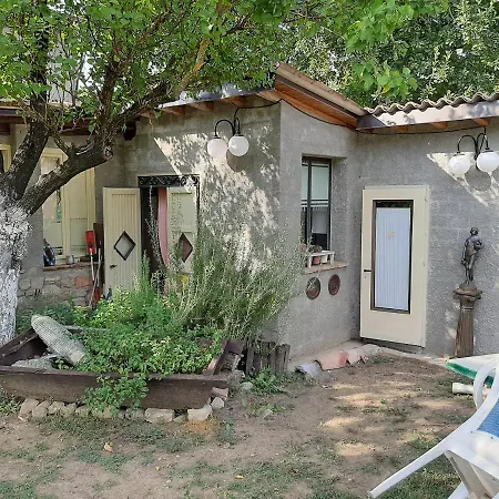 La Baia Dei Lupi Bed & Breakfast *