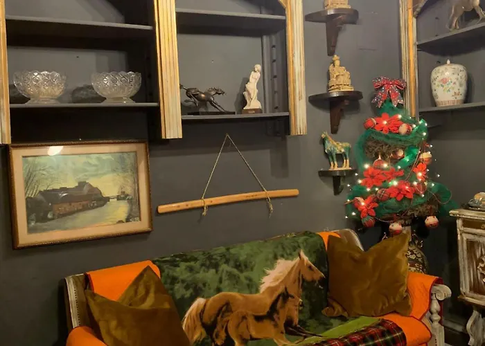 فندق مبيت وإفطار La Baia Dei Lupi *